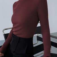 Women’s Knitted Crew-Neck Top – Slim Fit Sweater
